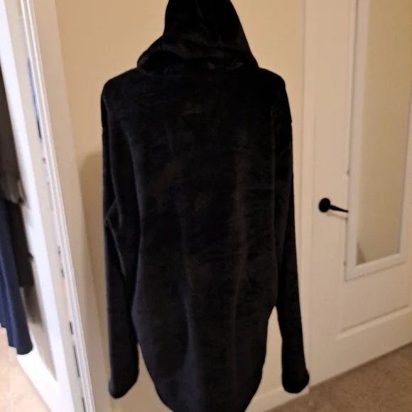 Ugg Hooded Pullover Top Furry Black XL EUC - Picture 5 of 8
